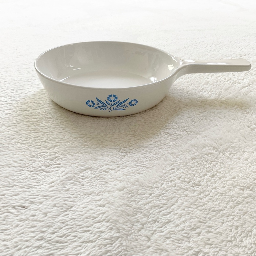 Vintage CorningWare Cornflower Blue P-83-B 6.5” Skillet USA
